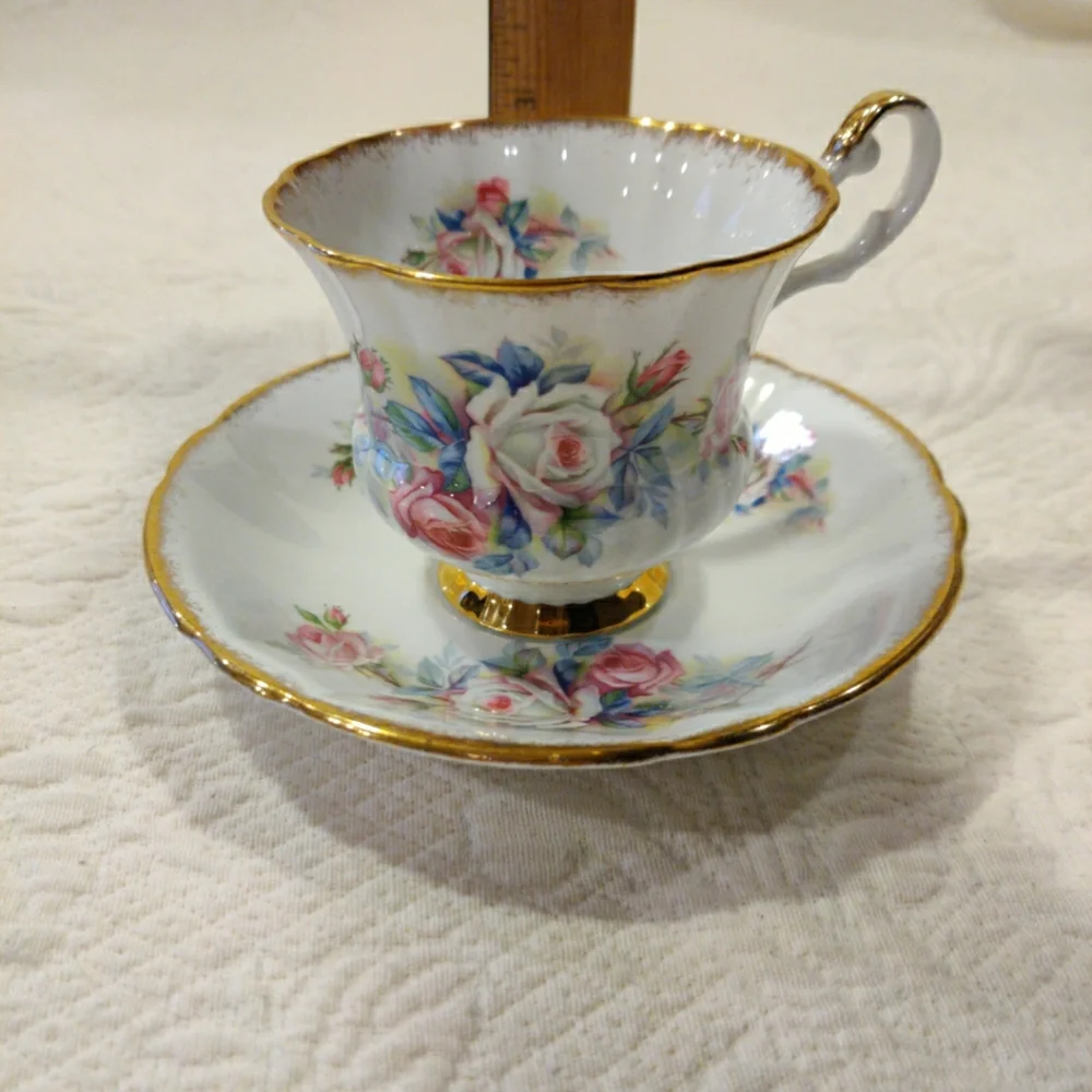 VTG Society Bone China Pink rose Floral Tea Cup & Saucer with Gold Trim - Picture 10 of 10